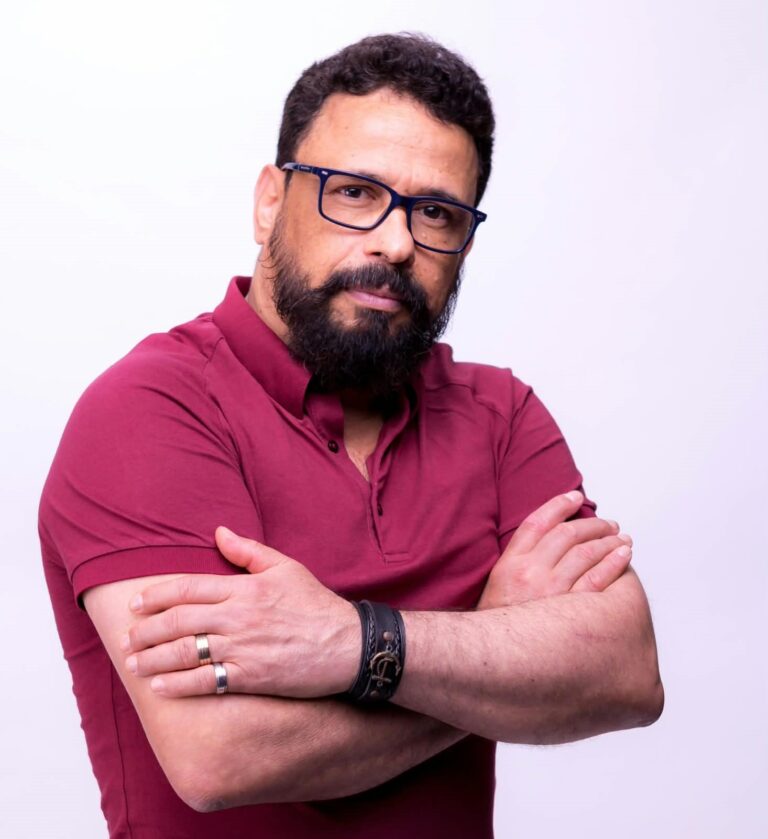 O PARADOXO DO DIPLOMA